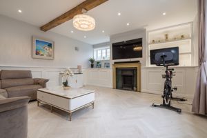 Photo 7- click for photo gallery